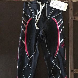 BRAND NEW WITH TAGS CW-X Seamless tights